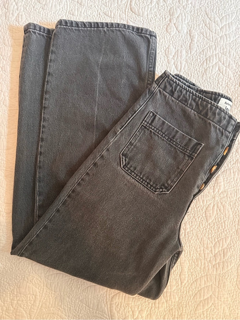 Reformation High-Rise Button-Fly Jeans. Size 26
